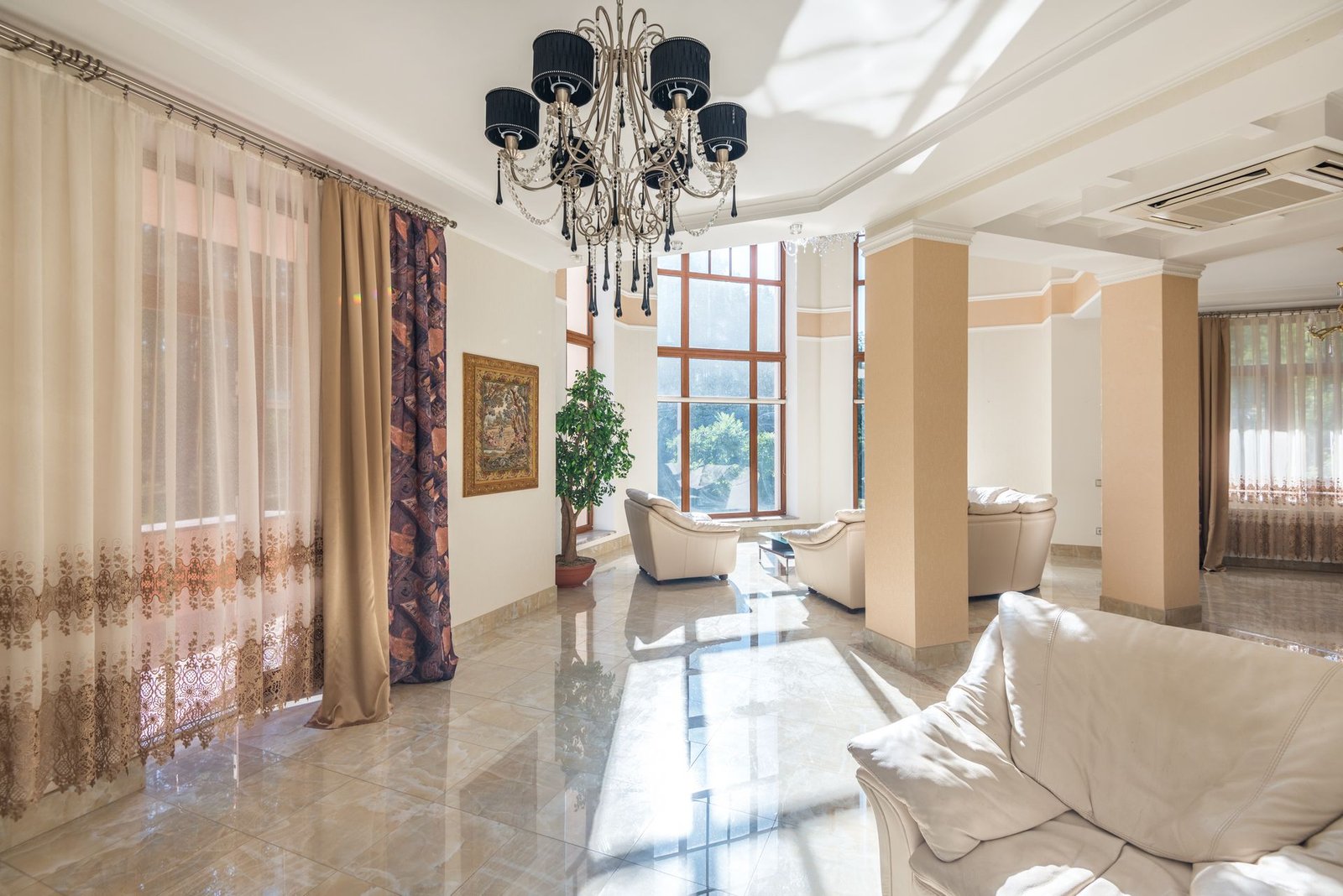 Hotel interior representing Mom and Daughters Hospitality